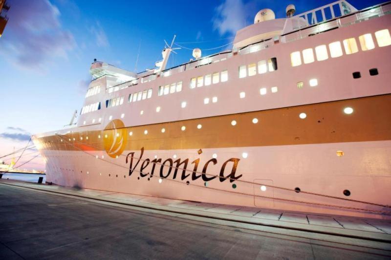 °DUQM FLOATING HOTEL VERONICA DUQM (Oman) | BOOKED